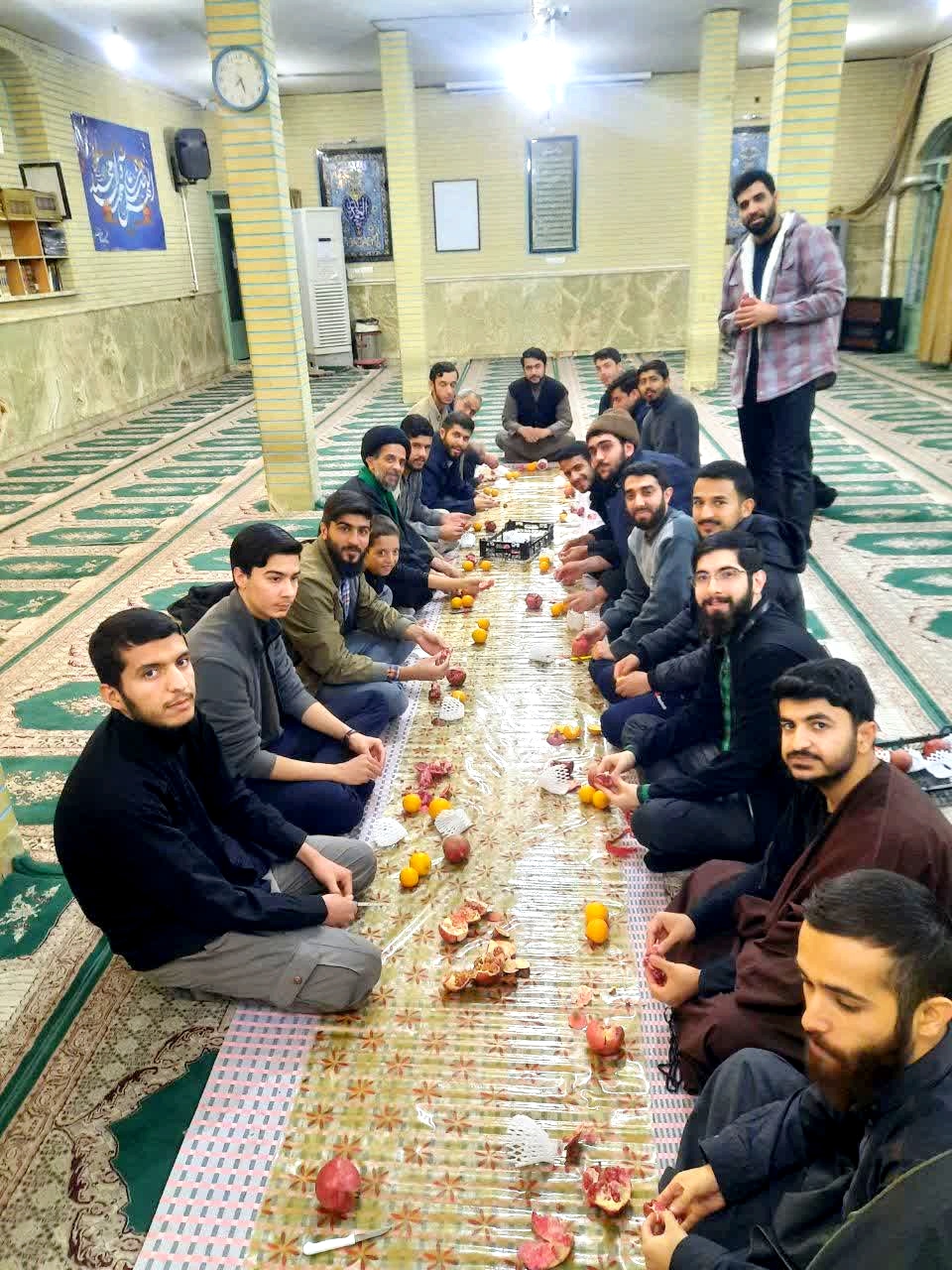 برگزاری اطعام شب یلدا با حضور حجت الاسلام و المسلمین ضیایی