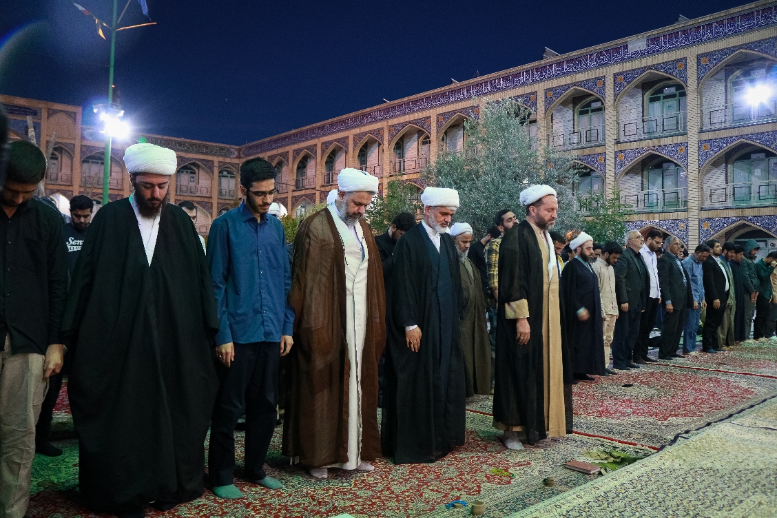 ضیافت افطاری - مدرسه علمیه امام محمد باقر علیه اسلام